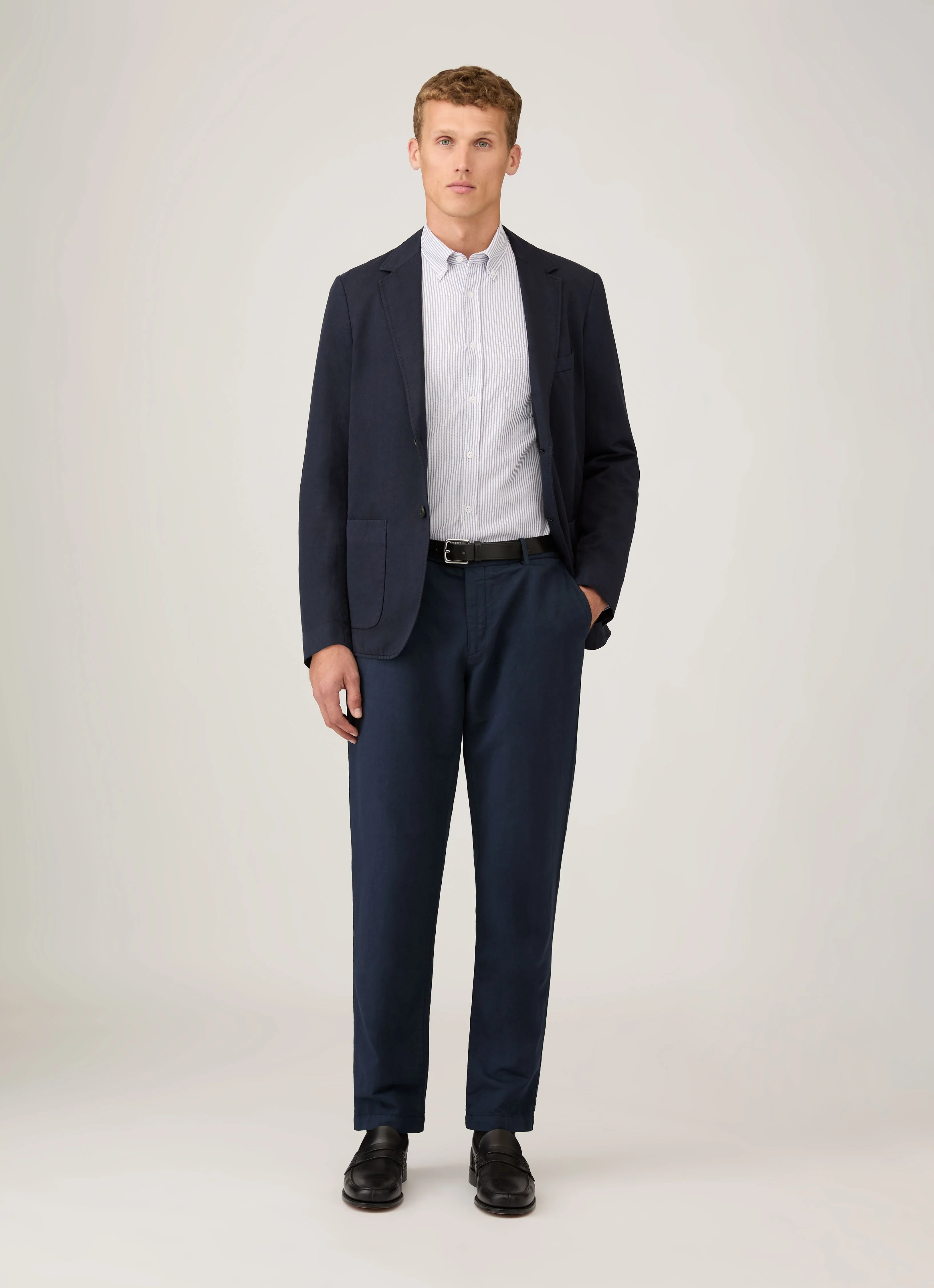 Men's Button Down Oxford Shirt in White/Navy - Image 3