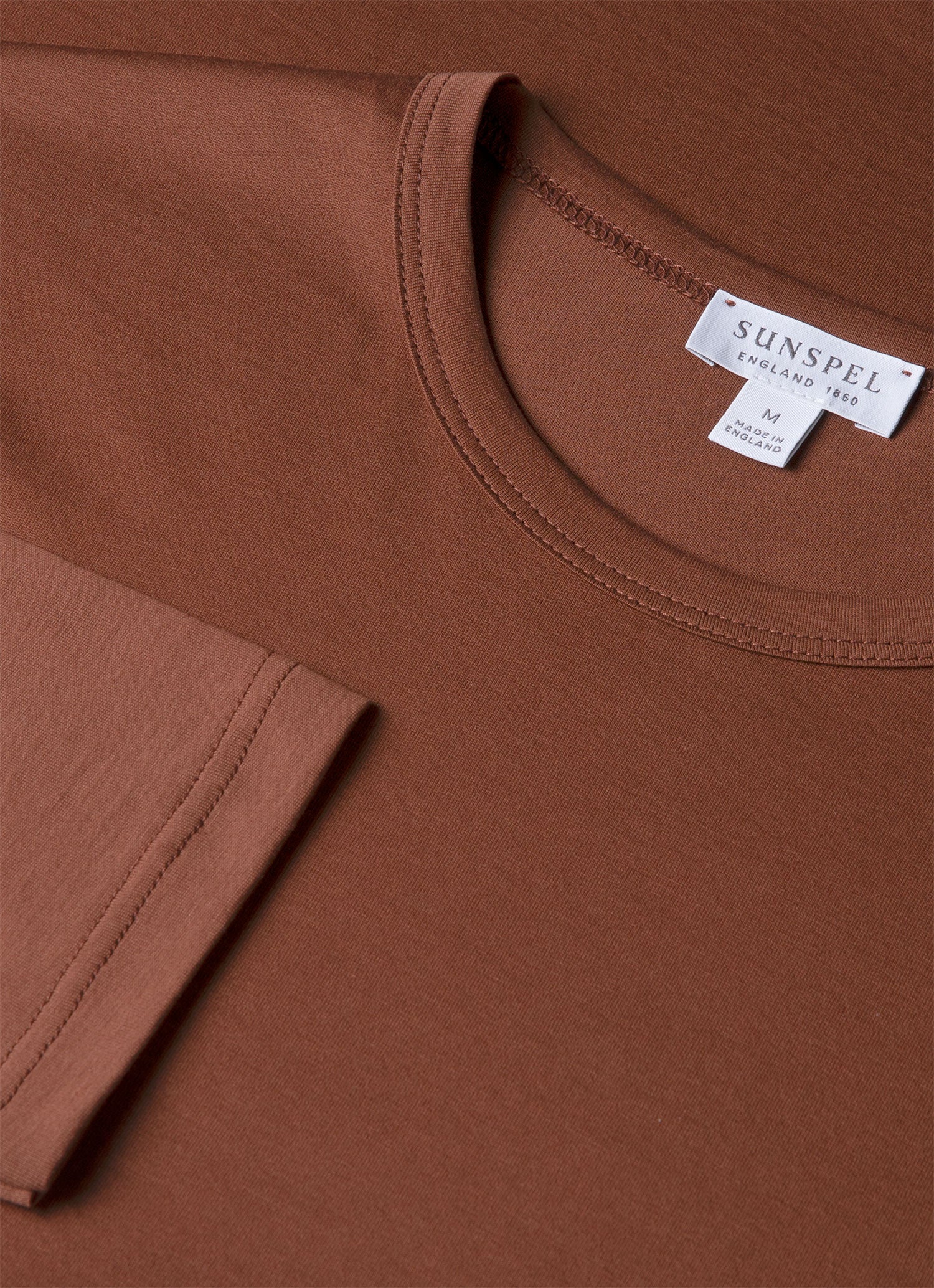 Men's Long Sleeve Classic T-shirt in Conker Brown - Image 4
