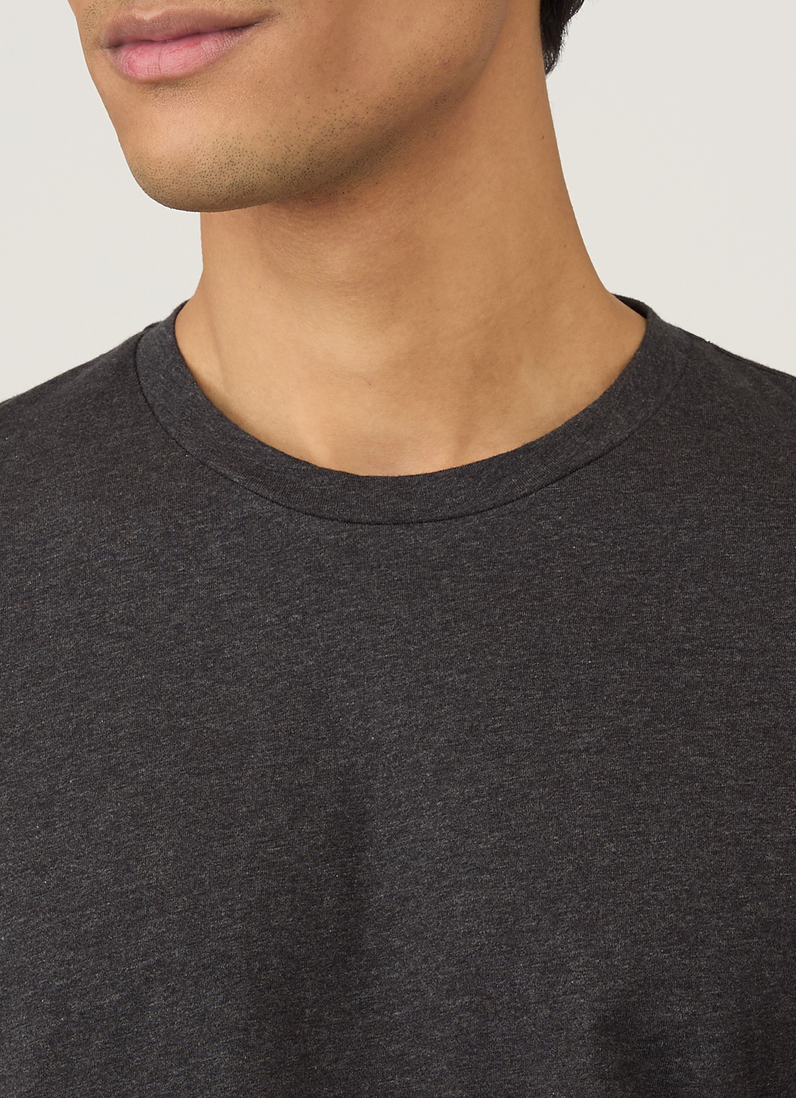 Men's Riviera T-shirt in Charcoal Melange - Image 6