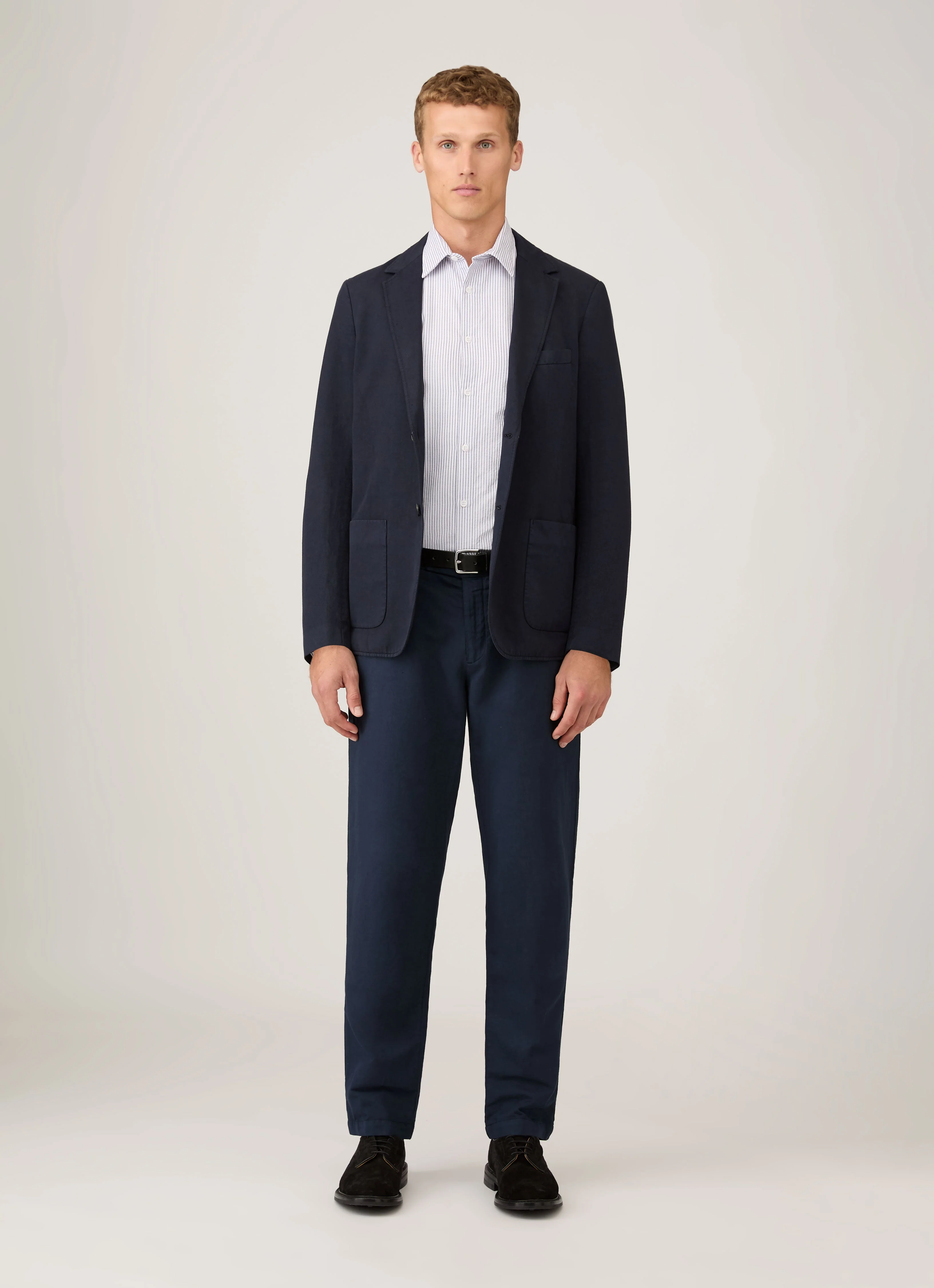 Men's Oxford Shirt in White/Navy - Image 3