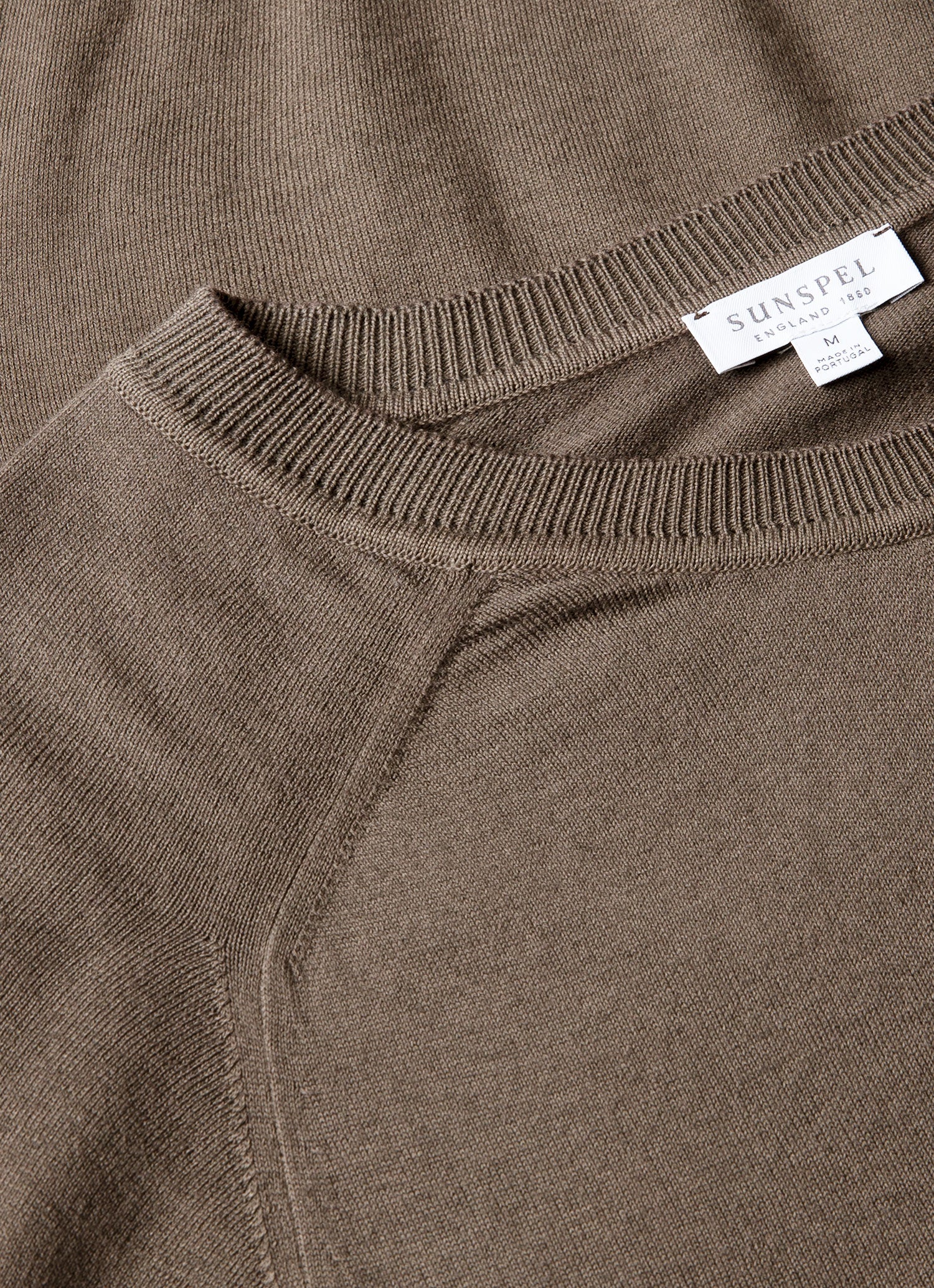 Men's Sea Island Cashmere Crew Neck Jumper in Bark - Image 4