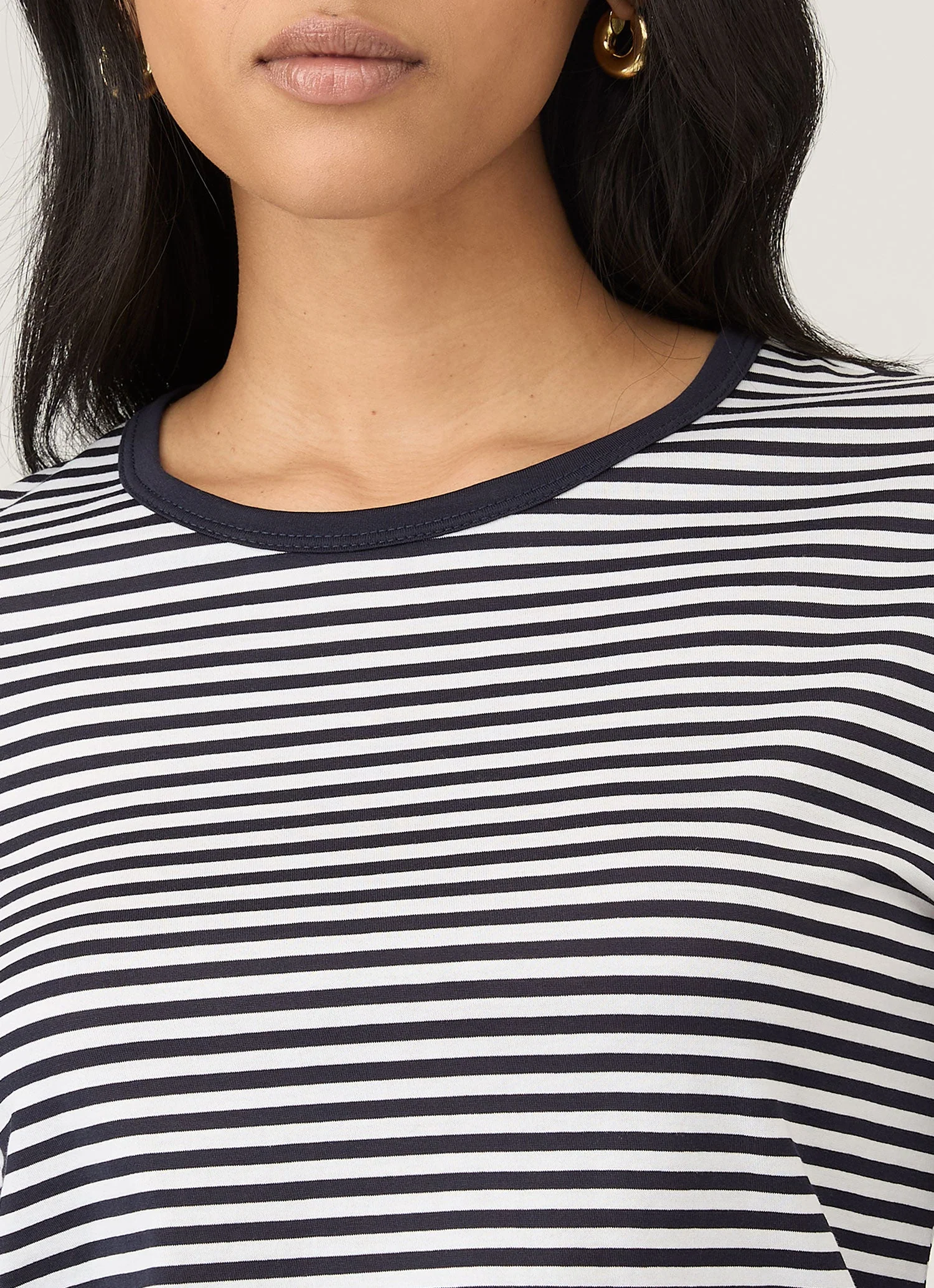 Women's Long Sleeve Classic T-shirt in White/Navy English Stripe - Image 4